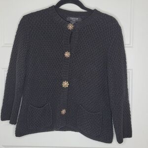 Parisian Signature brand sweater in a petite size PM